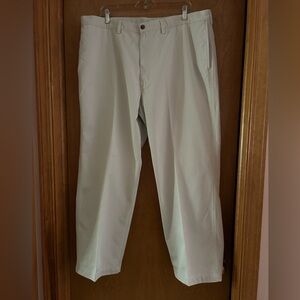 Haggar Men's Cream Chinos